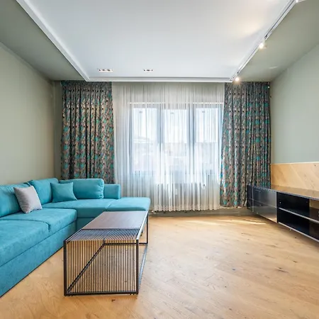 Apartment 2bdr District