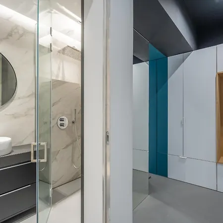 2bdr District Apartment