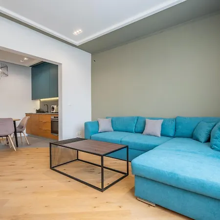 Lägenhet 2bdr District