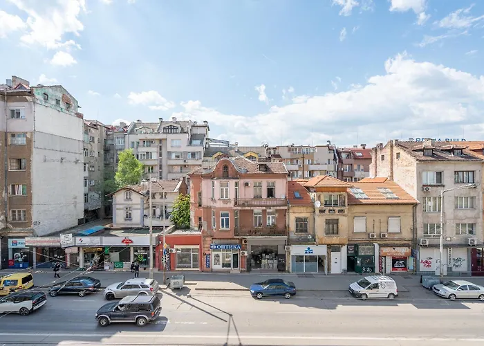 דירה 2bdr District