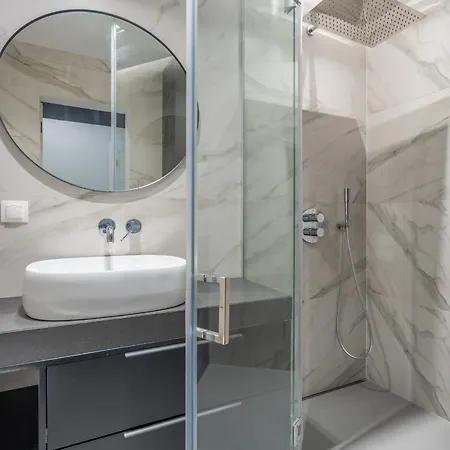 2bdr District アパート ソフィア